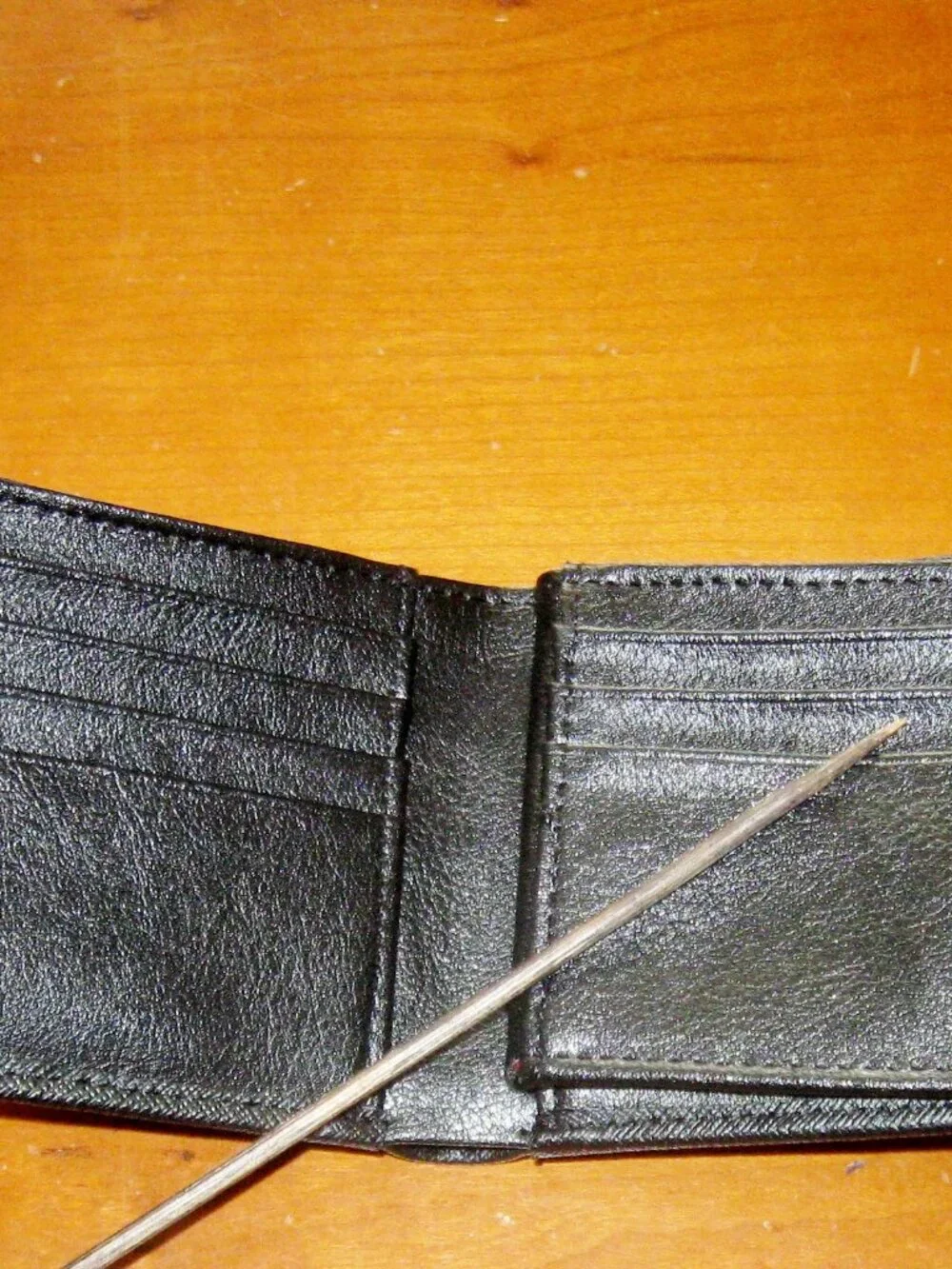 True Religion Slake Wallet Black Red Genuine Textured Leather Exterior Wallet